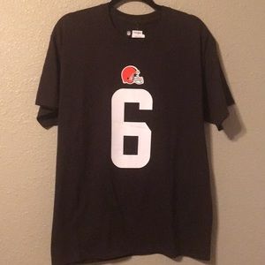 Cleveland browns T shirt NWT size Large